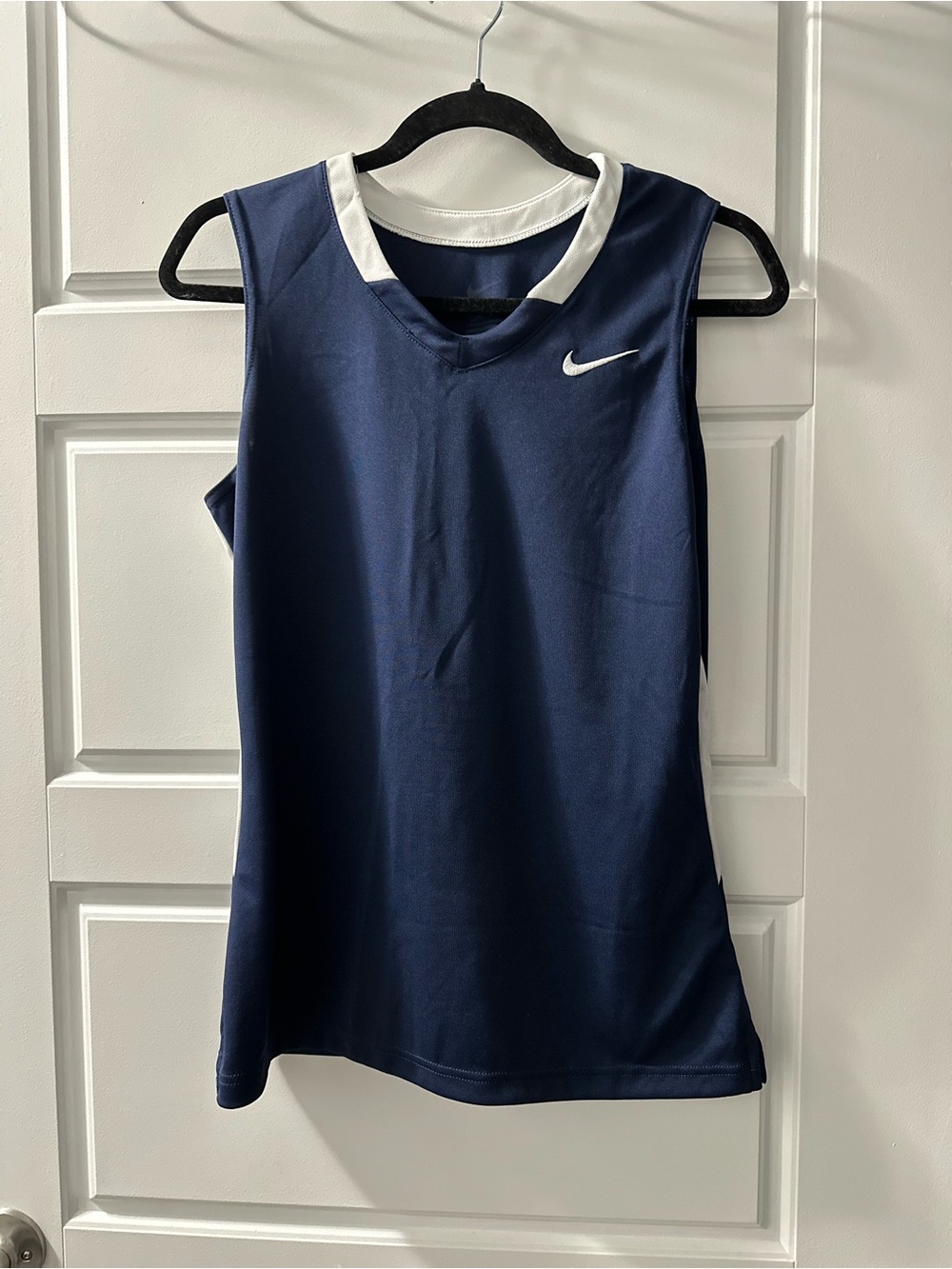 Nike Women’s Navy Athletic Tank with White Accent Size M